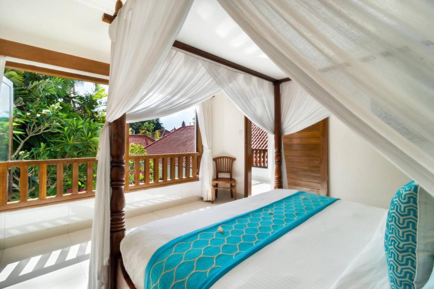 Taman Sari * Seminyak (Bali)