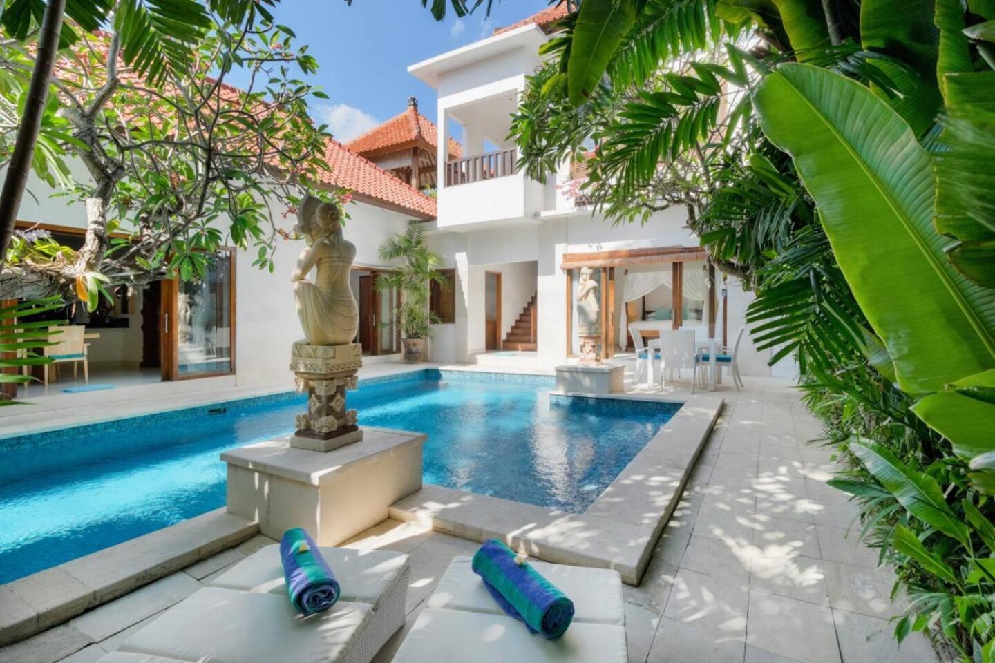 Taman Sari Villa Seminyak (Bali)